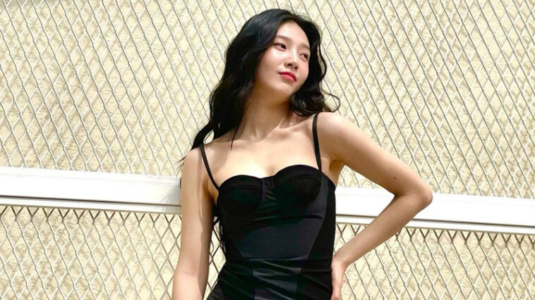 RED VELVET Joy's Outfit on Instagram on June 16, 2021