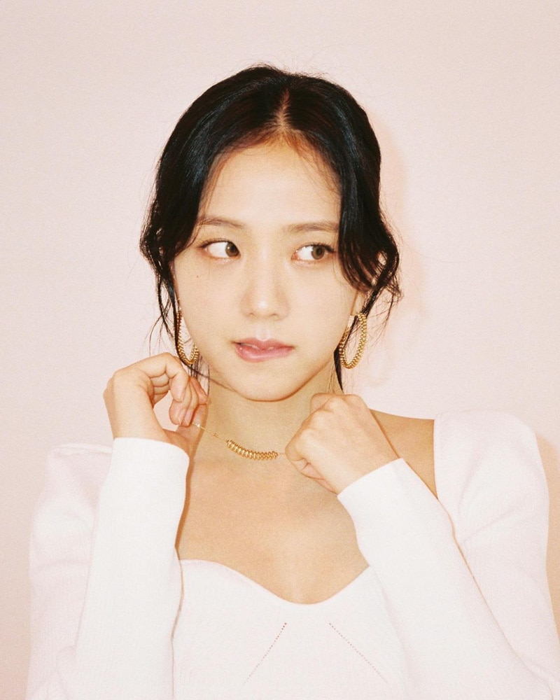 Blackpink Jisoo's Outfit on Instagram on June 21, 2021