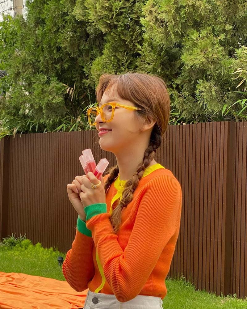 RED VELVET Seulgi's Outfit on Instagram on July 20, 2021