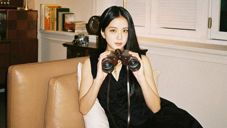 Blackpink Jisoo's Outfit on Instagram on August 1, 2021