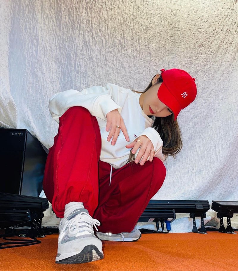 MAMAMOO Moonbyul's Outfit on Instagram on August 26, 2021