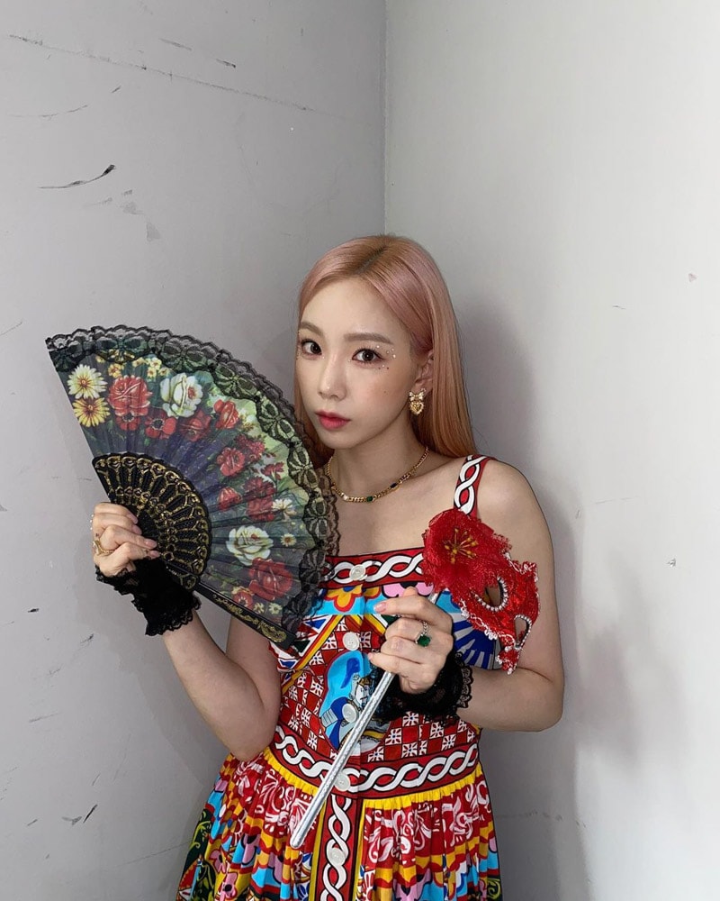 Taeyeon's Outfit on Instagram on August 29, 2021