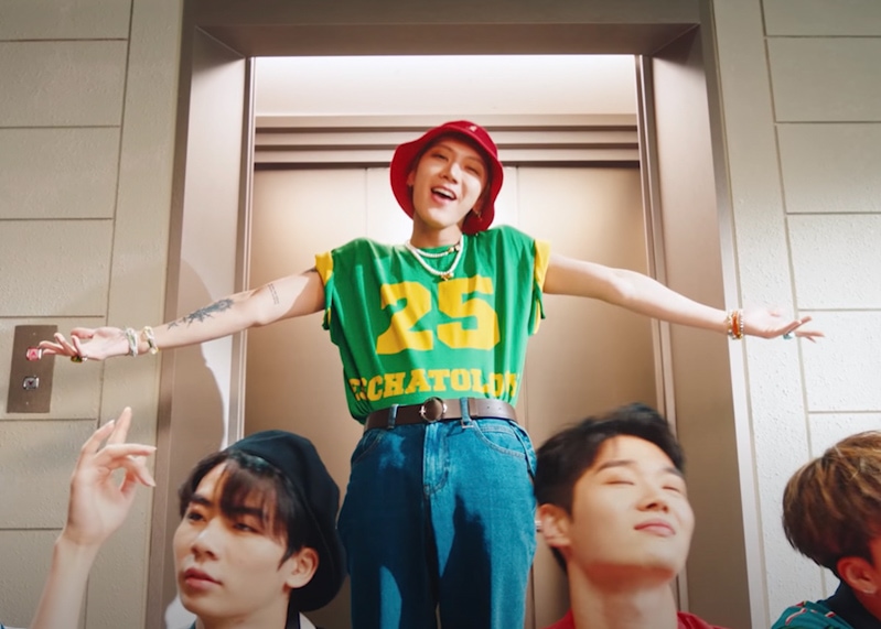 NCT Ten Paint Me Naked MV Kpop Fashion - Look 1