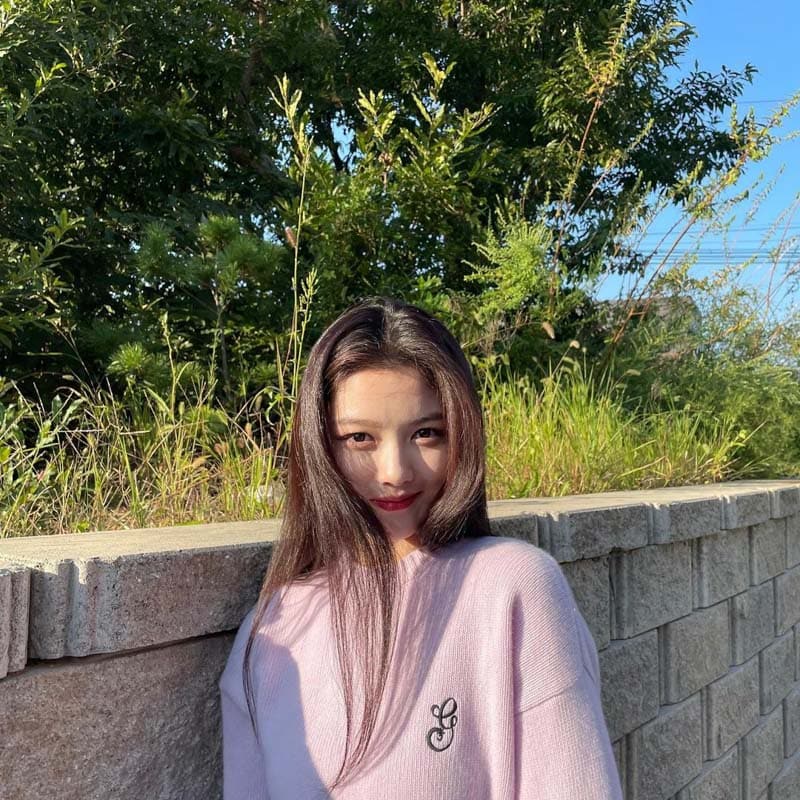 Kim Yoo-jung's Outfit on Instagram on September 21, 2021