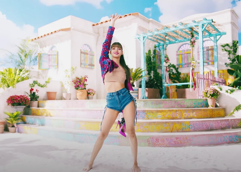 Blackpink Lisa - Lalisa MV Fashion - Look 3-2