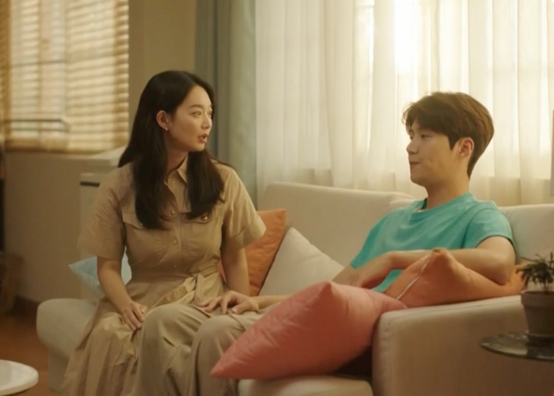 Hometown Cha-Cha-Cha Kdrama Fashion - Shin Min-Ah - Episode 11-2
