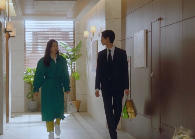 One The Woman Kdrama Fashion - Lee Ha-Nee - Episode 7-1