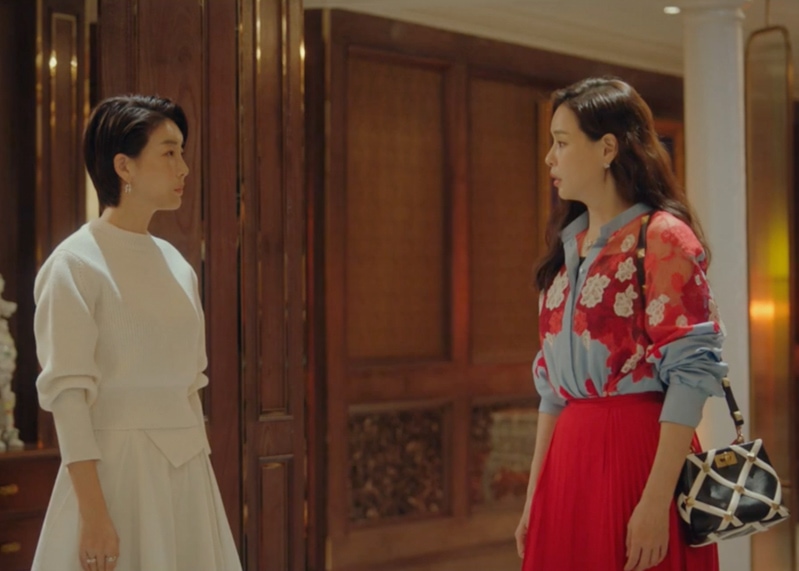 One The Woman Kdrama Fashion - Lee Ha-Nee - Episode 9-1