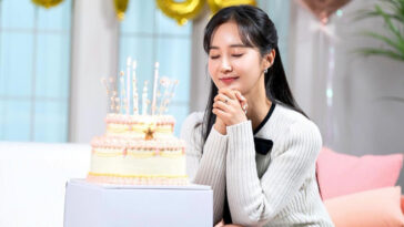 Yuri's Outfit on Instagram on December 7, 2021
