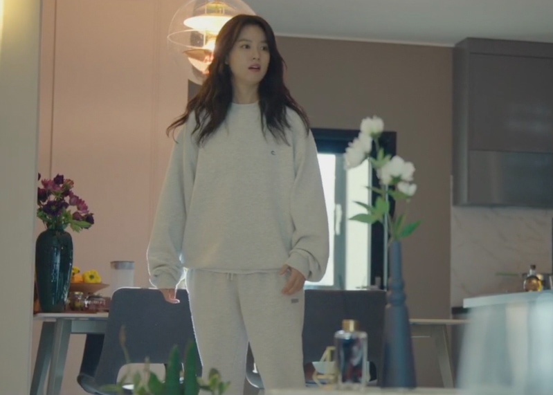 Happiness Kdrama Fashion - Han Hyo-Joo - Episode 3-3