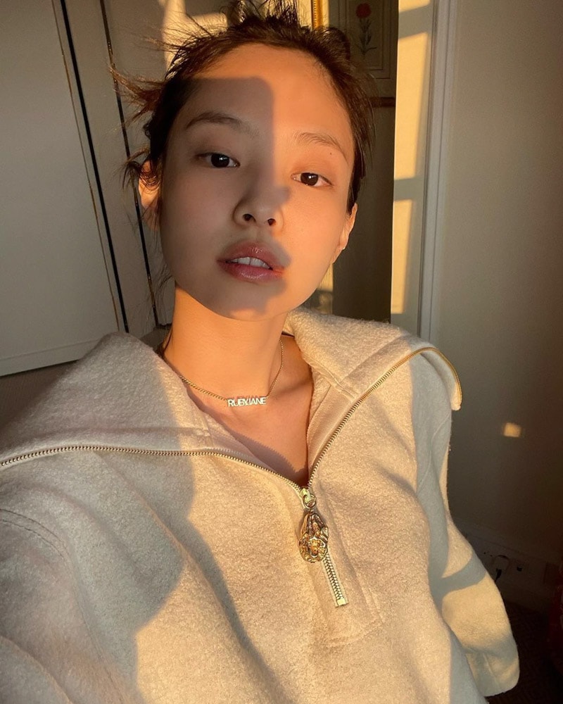 BLACKPINK Jennie's Outfit on Instagram on January 12, 2021
