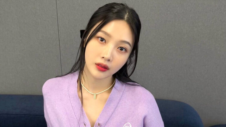 RED VELVET Joy's Outfit on Instagram on March 13, 2022