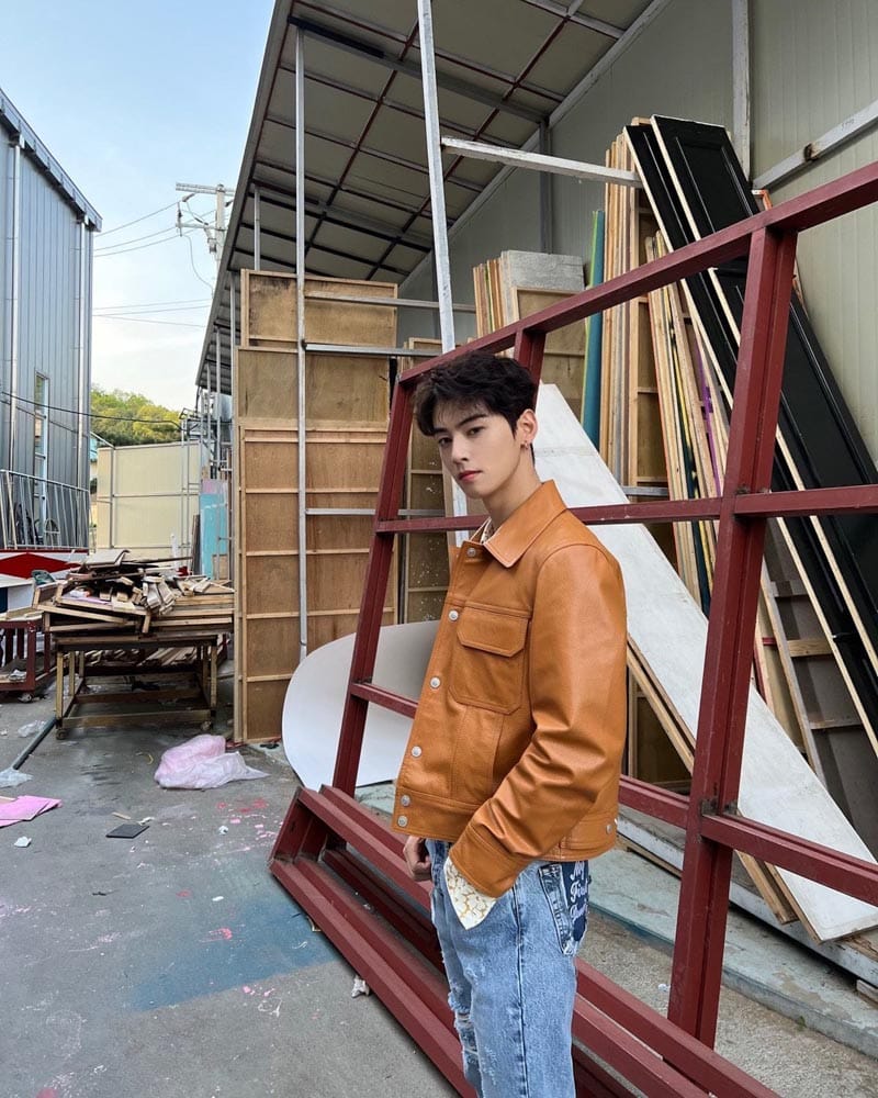 ASTRO Cha Eun Woo Rocking The Leather Jacket Look On Instagram