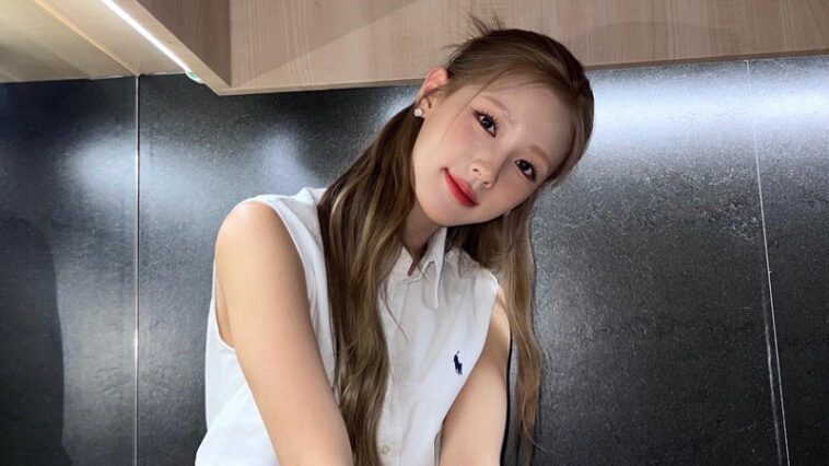 (G)I-DLE Miyeon's Outfit on Instagram on May 25, 2022