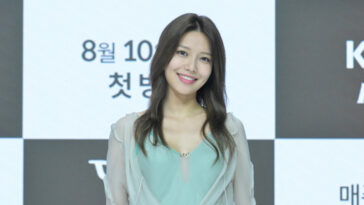 220810 Sooyoung Fashion - ‘If You Wish Upon Me’ Press Conference-1
