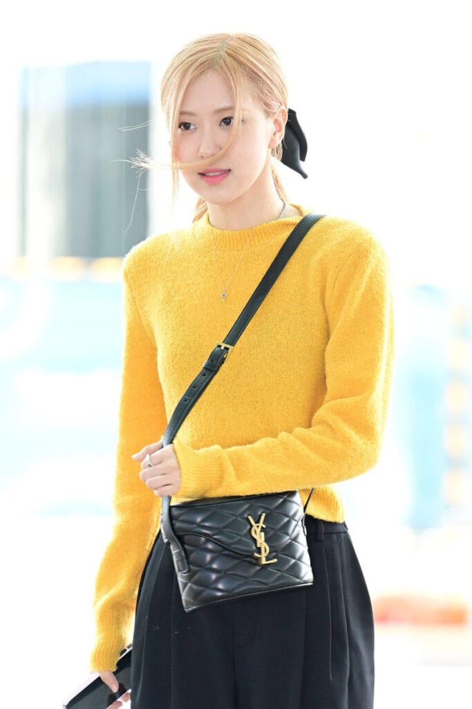 BLACKPINK Ros Pulls Off The Perfect Fall Outfit At The Airport