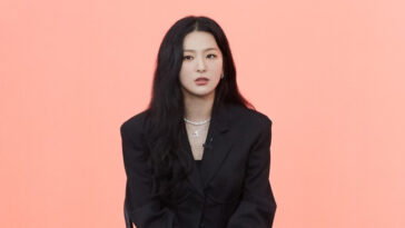 RED VELVET Seulgi's Outfit at ’28 Reasons’ Press Conference on October 4, 2022