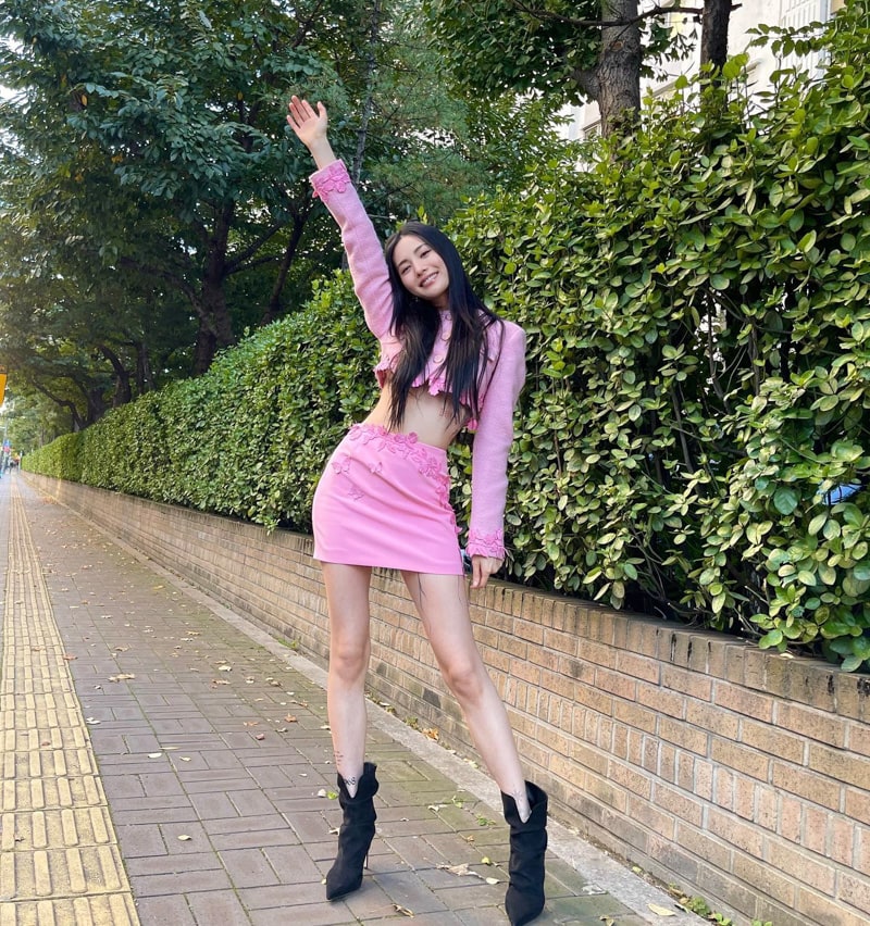 Valentine's Day Outfit Ideas - Nana