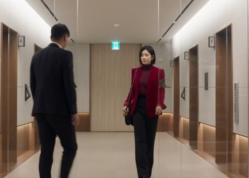Agency Kdrama Fashion - Lee Bo-Young - Episode 8-2