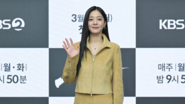 Seol In-Ah's Outfit at 'Oasis' Press Conference on March 6, 2023