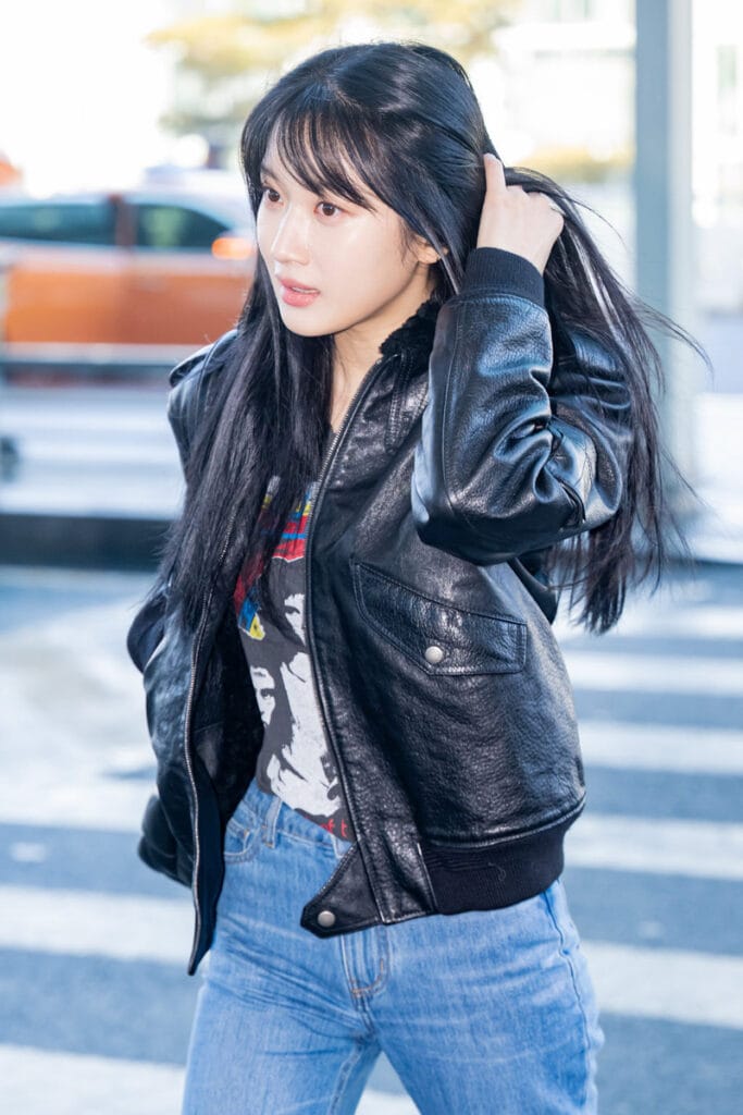 Korean store fashion girl