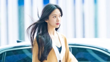 Moon Ga-Young's Outfit at Incheon Airport on September 20, 2023