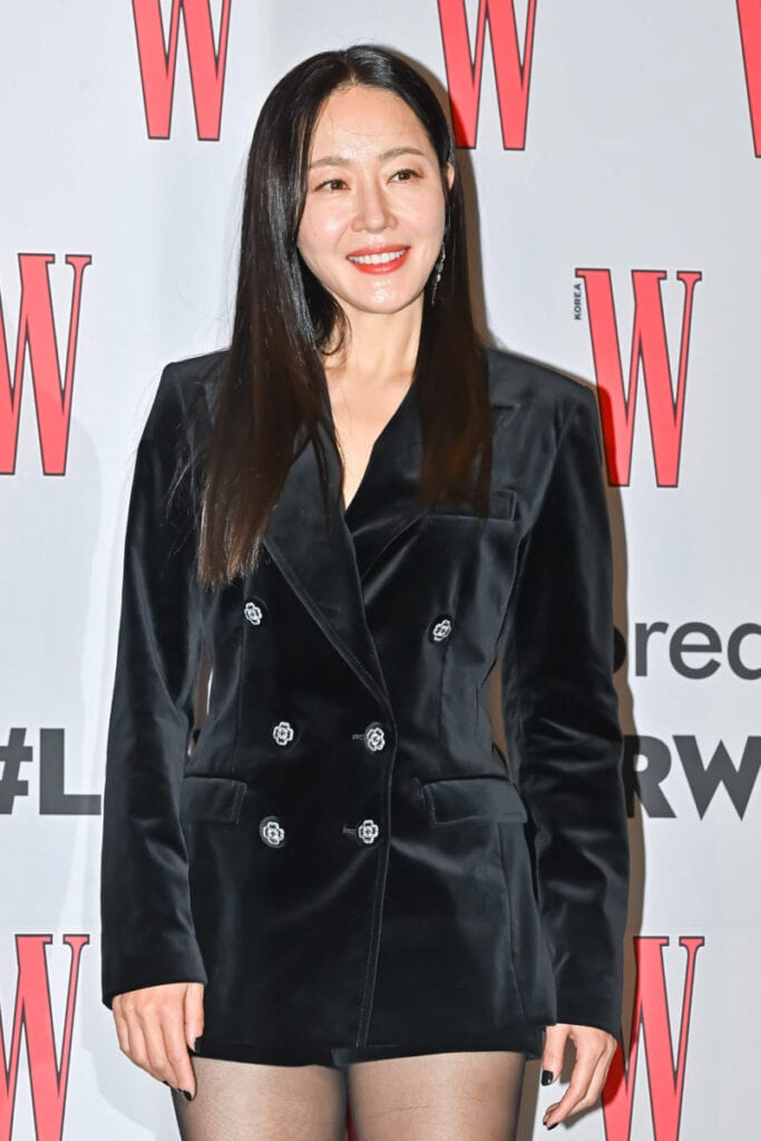 Uhm Ji-Won's Outfit at ‘Love You W 2023’ WKorea Event on November 24, 2023
