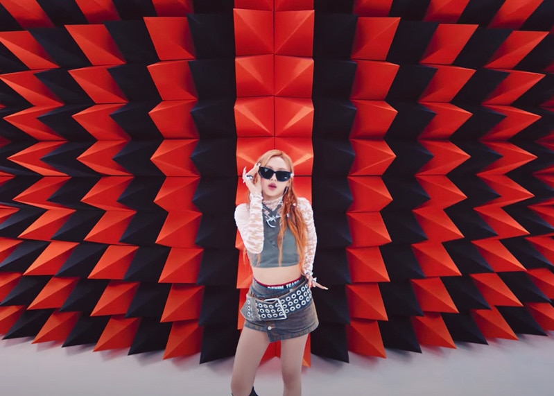 BABYMONSTER Batter Up MV Kpop Fashion - Chiquita - Look 4