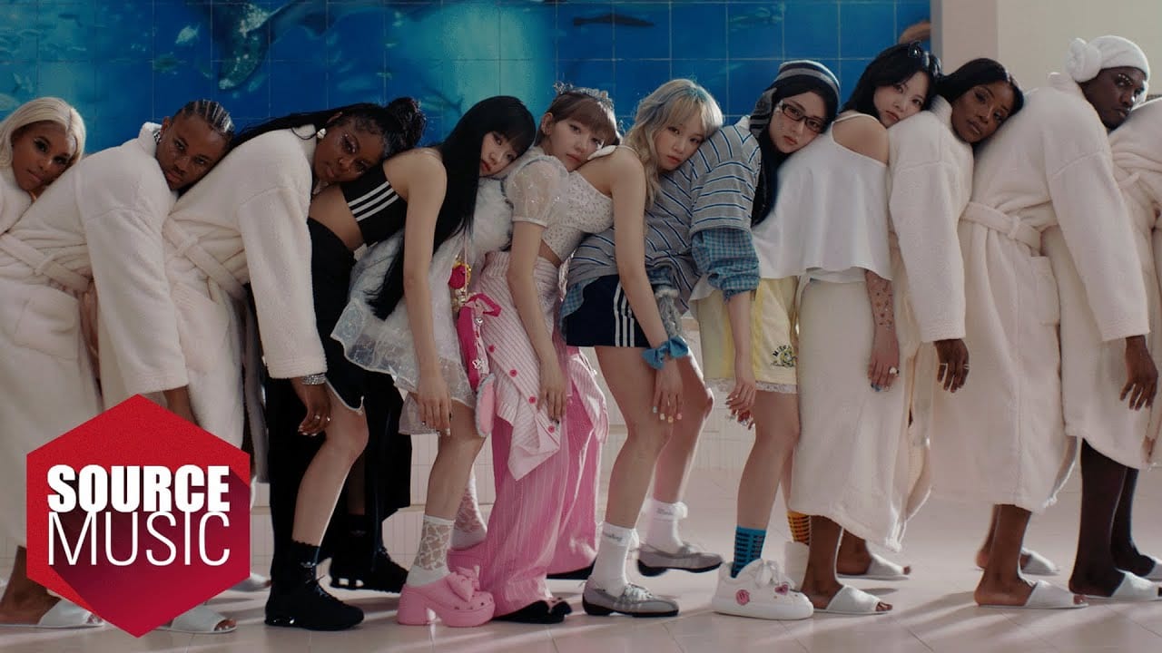 act like an angel dress like crazy lyrics crazy - le sserafim #crazy