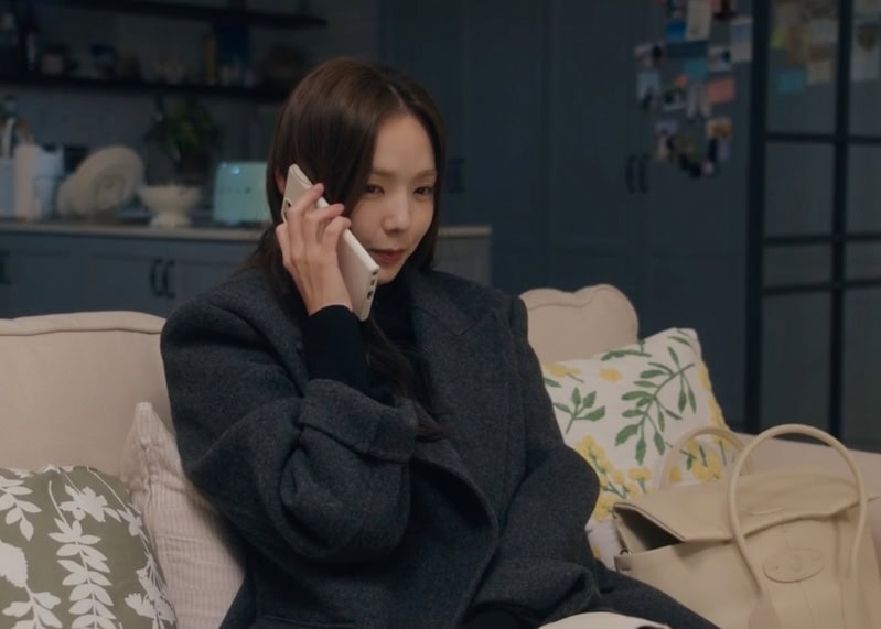 When The Phone Rings Kdrama Fashion - Chae Soo-Bin - Episode 12-6