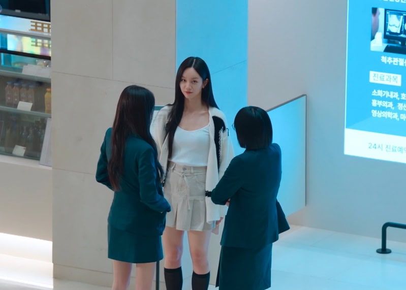 Friendly Rivalry Kdrama Fashion - Hyeri - Episode 2-2