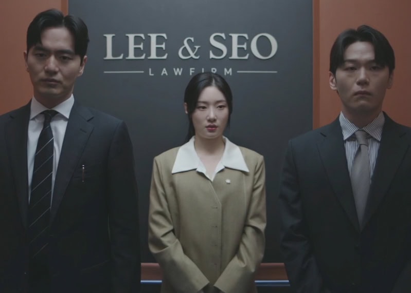 Beyond The Bar Kdrama Fashion - Jung Chae-Yeon - Episode 6-3