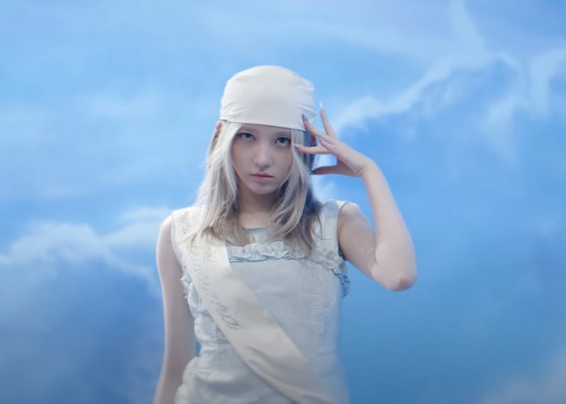 IVE XOXZ MV Kpop Fashion - Gaeul - Look 2