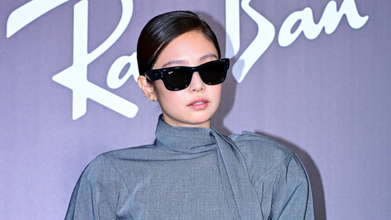 新品 ジェニー着用 RayBan WayfarerPuffe ブラック BLACKPINK Jennie's Chic Monochrome Look At The Ray-Ban Event