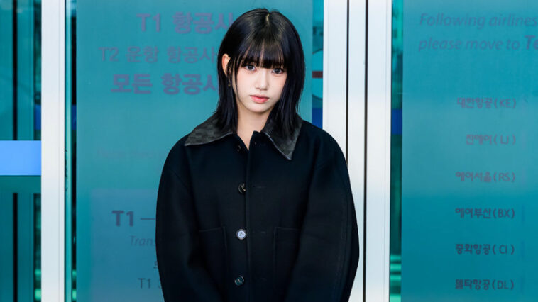 MEOVV Sooin's Outfit at Incheon Airport on September 26, 2025