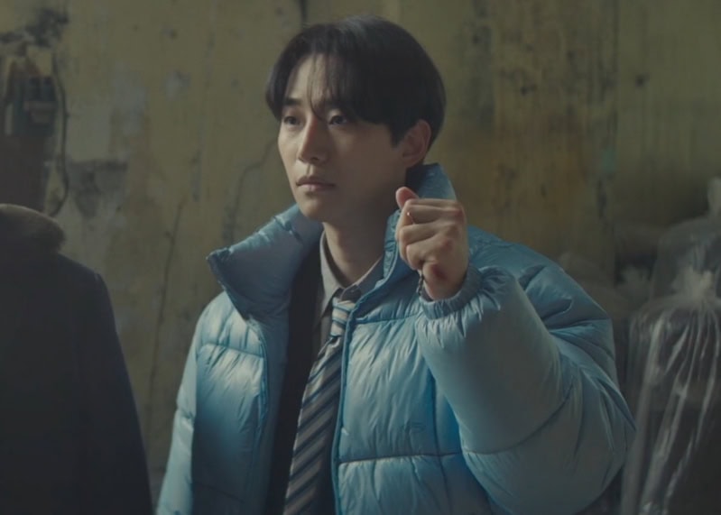 Typhoon Family Kdrama Fashion - Lee Jun-Ho - Episode 3-1