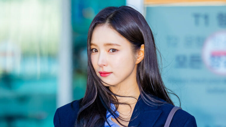 Shin Se-kyung's Outfit at Incheon Airport on December 3, 2025