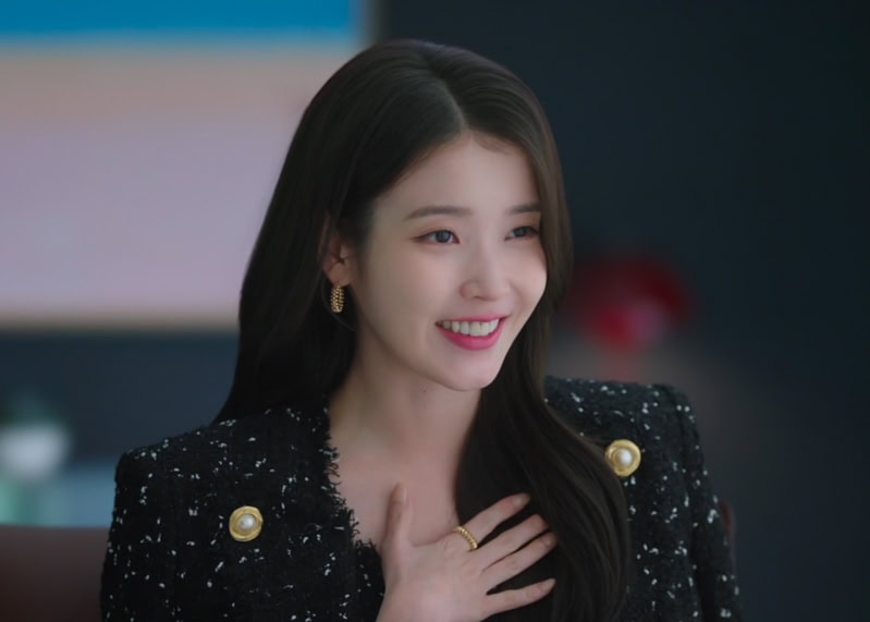 Perfect Crown Kdrama Fashion - IU - Episode 1-1