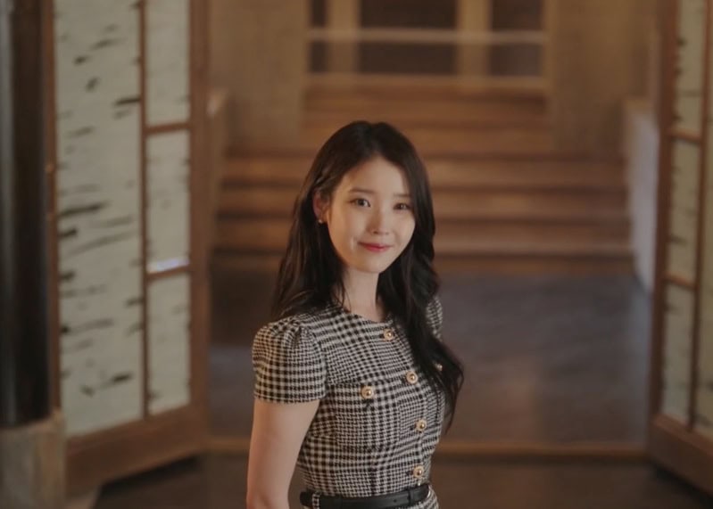 Perfect Crown Kdrama Fashion - IU - Episode 3-1