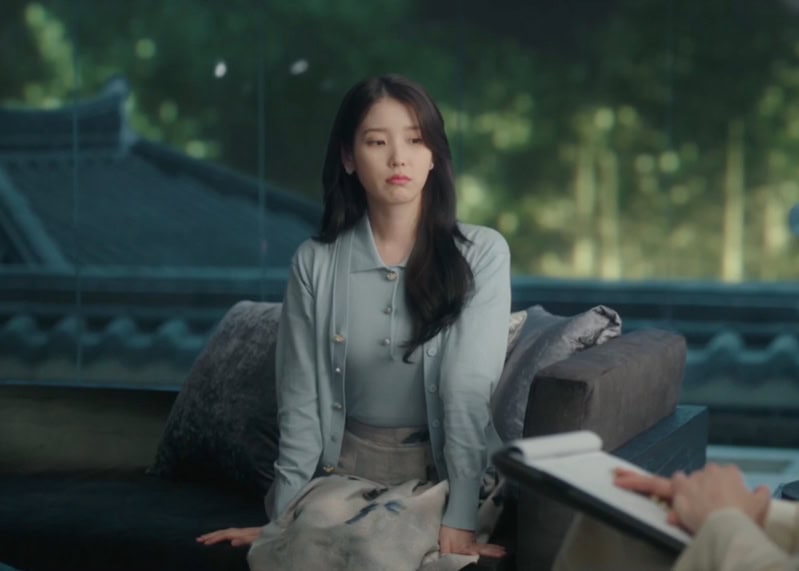 Perfect Crown Kdrama Fashion - IU - Episode 3-3