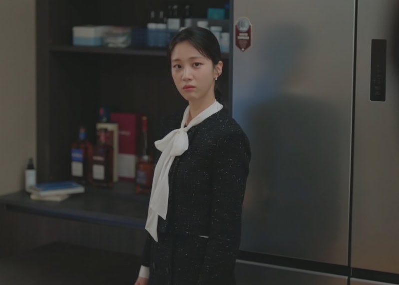 Filing For Love Kdrama Fashion - Hong Hwa-Yeon - Episode 2-1