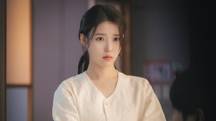 Perfect Crown Fashion - IU - Episodes 5-6