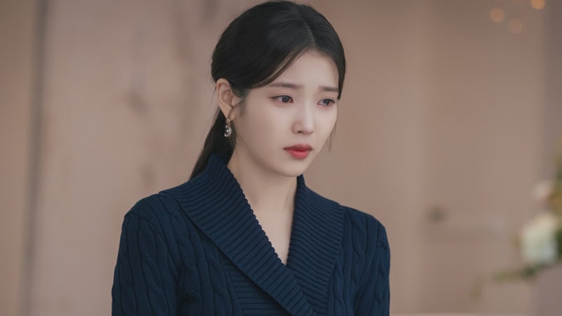 Perfect Crown Fashion - IU - Episodes 9-10