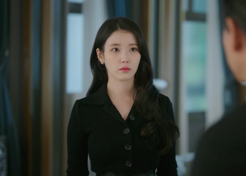 Perfect Crown Kdrama Fashion - IU - Episode 12-8