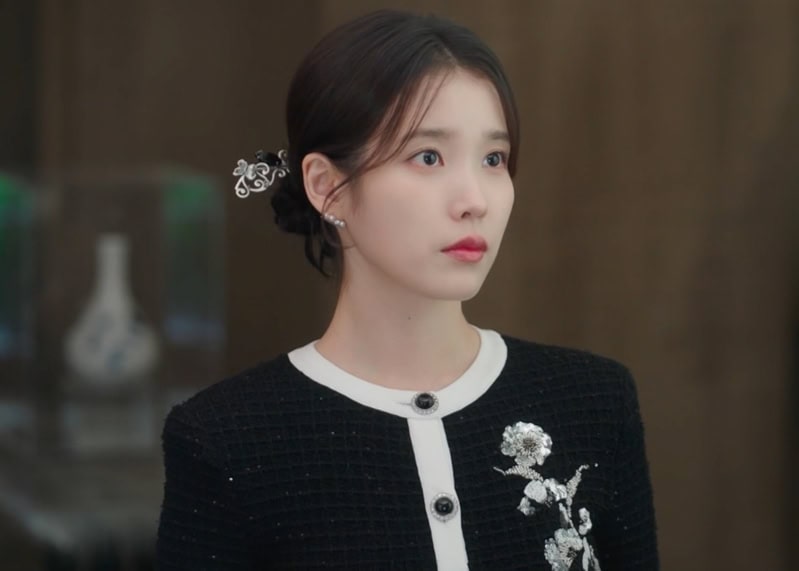Perfect Crown Kdrama Fashion - IU - Episode 9-2