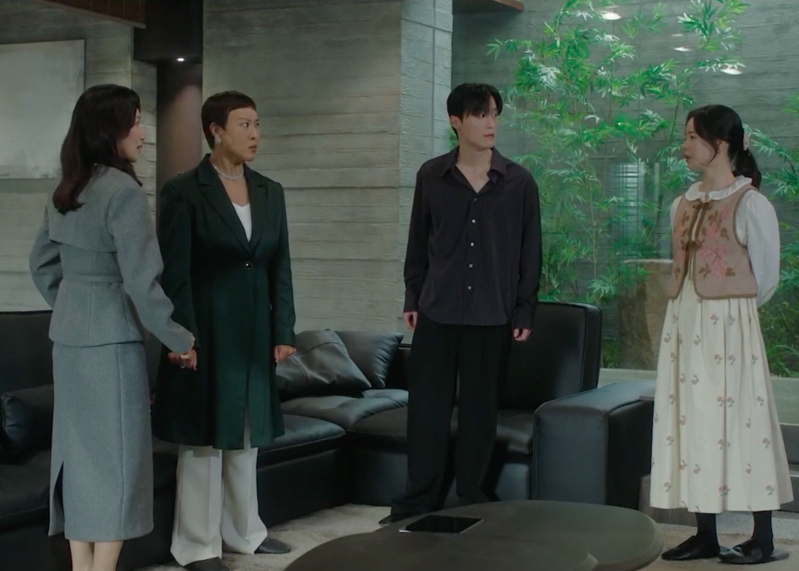 My Royal Nemesis Kdrama Fashion - Im Ji-yeon - Ep 13-3
